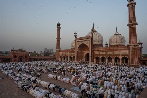 Eid al-Adha in India NEW DELHI, INDIA - MAY 28: Indian Muslims offer Eid al-Adha prayers at Jama Masjid in New Delhi, India, on May 28, 2026. Amarjeet Kumar Singh Anadolu New Delhi India. Editorial use only. Please get in touch for any other usage.  Copyright: x2026xAnadoluxAmarjeetxKumarxSinghx