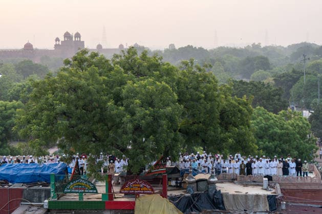 Eid al-Adha in India NEW DELHI, INDIA - MAY 28: Indian Muslims offer Eid al-Adha prayers at Jama Masjid in New Delhi, India, on May 28, 2026. Amarjeet Kumar Singh Anadolu New Delhi India. Editorial use only. Please get in touch for any other usage.  Copyright: x2026xAnadoluxAmarjeetxKumarxSinghx