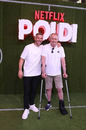 Lukas Podolski und sein Vater Waldemar Podolski bei der Poldi Doku Netflix Serien Premiere am 27.05.2026 in Koeln Lukas Podolski and his father Waldemar Podolski attend the premiere of the Poldi documentary series on Netflix on May 27, 2026 at Rheinenergiestadion in Cologne, Germany Poldi Netflix Serien Premiere in Koeln 