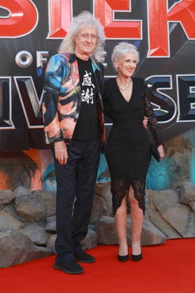 Brian May mit Ehefrau Anita Dobson bei der Premiere des Kinofilms Masters of the Universe im Cineworld Leicester Square. London, 27.05.2026 *** Brian May with wife Anita Dobson at the premiere of the movie Masters of the Universe at Cineworld Leicester Square London, 27 05 2026 Foto:xD.xJonesx xFuturexImagex universe_6514