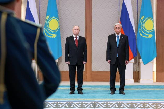 KAZAKHSTAN, ASTANA - MAY 28, 2026: Russia s President Vladimir Putin (L) and Kazakhstan s President Kassym-Jomart Tokayev pose during a welcome ceremony at the Independence Palace. Alexander Shcherbak TASS  93123240
