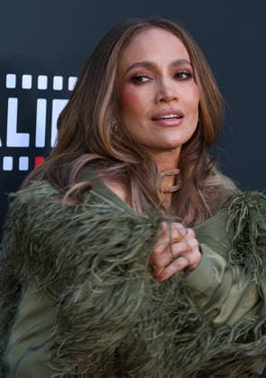 25th Edition Of The Los Angeles Latino International Film Festival - Opening Night HOLLYWOOD, LOS ANGELES, CALIFORNIA, USA - MAY 27: Jennifer Lopez wearing a Bronx Banco Brielle Sage Diamond Gown with a Tyler Ellis clutch arrives at the 25th Edition Of The Los Angeles Latino International Film Festival - Opening Night held at the TCL Chinese Theatre IMAX at Ovation Hollywood on May 27, 2026 in Hollywood, Los Angeles, California, United States. Hollywood TCL Chinese Theatre IMAX at Ovation Hollywood California United States Copyright: xImagexPressxAgencyx