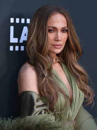 25th Edition Of The Los Angeles Latino International Film Festival - Opening Night HOLLYWOOD, LOS ANGELES, CALIFORNIA, USA - MAY 27: Jennifer Lopez wearing a Bronx Banco Brielle Sage Diamond Gown with a Tyler Ellis clutch arrives at the 25th Edition Of The Los Angeles Latino International Film Festival - Opening Night held at the TCL Chinese Theatre IMAX at Ovation Hollywood on May 27, 2026 in Hollywood, Los Angeles, California, United States. Hollywood TCL Chinese Theatre IMAX at Ovation Hollywood California United States Copyright: xImagexPressxAgencyx