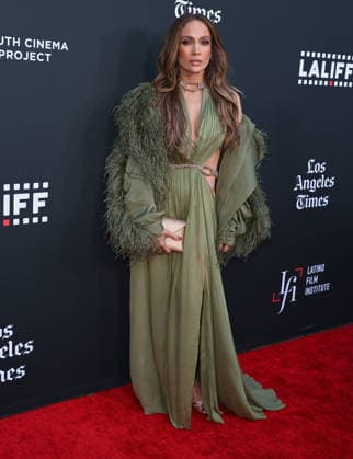 25th Edition Of The Los Angeles Latino International Film Festival - Opening Night HOLLYWOOD, LOS ANGELES, CALIFORNIA, USA - MAY 27: Jennifer Lopez wearing a Bronx Banco Brielle Sage Diamond Gown with a Tyler Ellis clutch arrives at the 25th Edition Of The Los Angeles Latino International Film Festival - Opening Night held at the TCL Chinese Theatre IMAX at Ovation Hollywood on May 27, 2026 in Hollywood, Los Angeles, California, United States. Hollywood TCL Chinese Theatre IMAX at Ovation Hollywood California United States Copyright: xImagexPressxAgencyx
