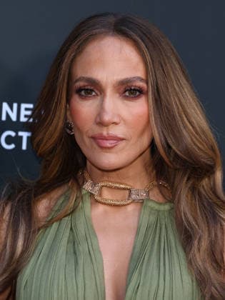25th Edition Of The Los Angeles Latino International Film Festival - Opening Night HOLLYWOOD, LOS ANGELES, CALIFORNIA, USA - MAY 27: Jennifer Lopez wearing a Bronx Banco Brielle Sage Diamond Gown with a Tyler Ellis clutch arrives at the 25th Edition Of The Los Angeles Latino International Film Festival - Opening Night held at the TCL Chinese Theatre IMAX at Ovation Hollywood on May 27, 2026 in Hollywood, Los Angeles, California, United States. Hollywood TCL Chinese Theatre IMAX at Ovation Hollywood California United States Copyright: xImagexPressxAgencyx