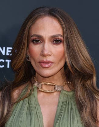 25th Edition Of The Los Angeles Latino International Film Festival - Opening Night HOLLYWOOD, LOS ANGELES, CALIFORNIA, USA - MAY 27: Jennifer Lopez wearing a Bronx Banco Brielle Sage Diamond Gown with a Tyler Ellis clutch arrives at the 25th Edition Of The Los Angeles Latino International Film Festival - Opening Night held at the TCL Chinese Theatre IMAX at Ovation Hollywood on May 27, 2026 in Hollywood, Los Angeles, California, United States. Hollywood TCL Chinese Theatre IMAX at Ovation Hollywood California United States Copyright: xImagexPressxAgencyx