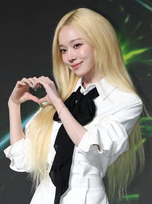 S. Korean girl group Aespa S. Korean girl group Aespa Winter, a member of South Korean girl group Aespa, poses for a photo during a showcase in Seoul on May 28, 2026, to promote the release of the group s second album Lemonade. (Yonhap) 2026-05-28 16:19:57 < 1980-2026 YONHAPNEWS AGENCY. .> ¼­¿ïÆ¯º°½Ã EDITORIAL USE ONLY  Copyright: xx PYH2026052819070034400 YonhapxNewsx yonphotos252766