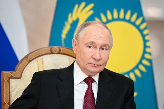 KAZAKHSTAN, ASTANA - MAY 29, 2026: Russia s President Vladimir Putin looks on during a meeting with Kazakhstan s President Kassym-Jomart Tokayev at the Independence Palace. Sergei Bobylev TASS  93124973