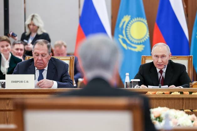 KAZAKHSTAN, ASTANA - MAY 28, 2026: Russia s President Vladimir Putin (R) and Foreign Minister Sergei Lavrov are seen during Kazakh-Russian talks at the Independence Palace. Alexander Kazakov Russian Presidential Press and Information Office TASS  93125779