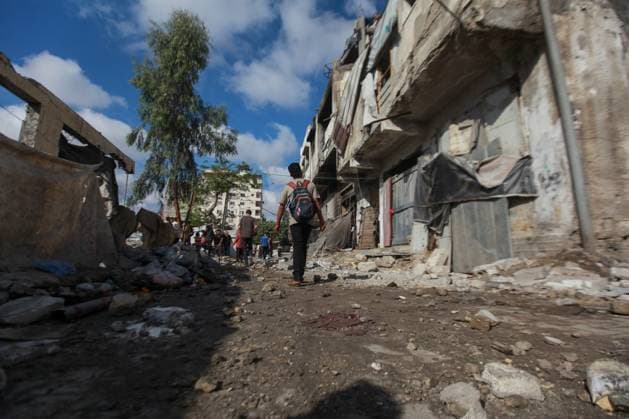 RECORD DATE NOT STATED Aftermath Of Israeli Airstrike In Gaza, Palestine Aftermath Of Israeli Airstrike In Gaza, Palestine May 28, 2026, Gaza, Palestine: Palestinians inspect the damage after an Israeli strike targeted an apartment building in the Rimal neighborhood in the northern Gaza Strip, Palestine .The targeted building and nearby tents suffered heavy destruction in the attack. Credit: Hashem Zimmo Thenews2(Foto: Hashem Zimmo Thenews2 imago images) Aftermath Of Israeli Airstrike In Gaza, Palestine  Copyright: xHashemxZimmox