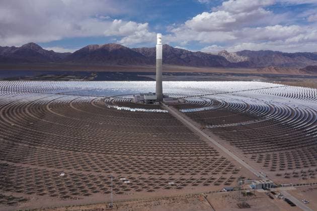 Solar Thermal Power Plant HAIXI, CHINA - MAY 28, 2026 - Aerial view of the Zhongkong Delingha 50 MW solar thermal power plant, one of China s first demonstration projects for solar thermal power generation, in Delingha City, Haixi Prefecture, Qinghai Province, China on May 28, 2026. Haixi Qinghai China  Copyright: xCFOTOx i1779991964201