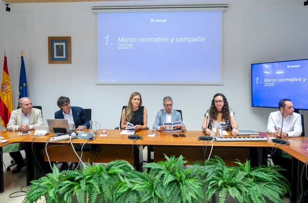 Aagesen presents the new forest fire danger index The Third Vice President and Minister for Ecological Transition and Demographic Challenge, Sara Aagesen 3i , during the presentation of the new forest fire danger index, at the State Meteorological Agency Aemet , on May 28, 2026, in Madrid Spain The visit of the Vice-President and Minister serves to present the operational improvements of the measurement system, designed to optimize the tasks of prevention, early warning and fire extinction before the beginning of the summer campaign in the whole national territory 28 MAY 2026 Madrid Madrid Madrid Spain  Copyright: xAlbertoxOrtegax 7556059