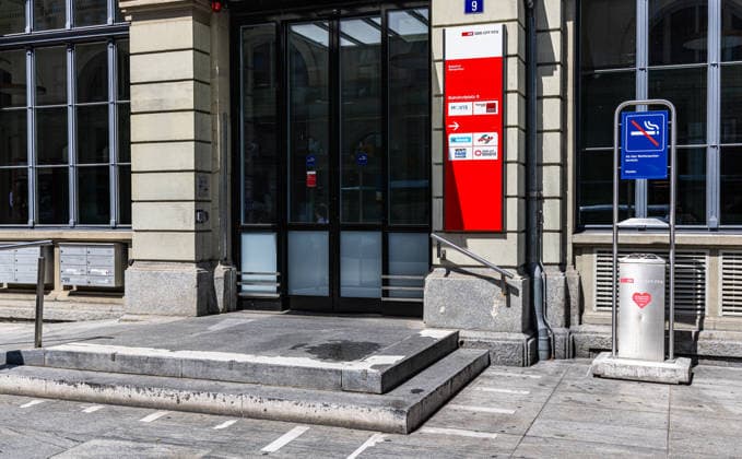 Knife attack with multiple injuries, Winterthur, Switzerland Winterthur, Switzerland, 28th May 2026:One of the knife attacks is believed to have taken place at this entrance to the station building. Water visible on the floor was used to wash away the blood. A total of four people were injured, some seriously. *** Knife attack with multiple injuries, Winterthur, Switzerland Winterthur, Switzerland, 28th May 2026 One of the knife attacks is believed to have taken place at this entrance to the station building Water visible on the floor was used to wash away the blood A total of four people were injured, some seriously Copyright: xAndreasxHaasx