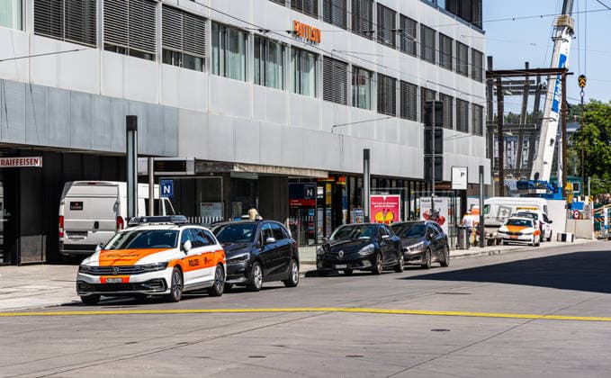 Knife attack with multiple injuries, Winterthur, Switzerland Winterthur, Switzerland, 28th May 2026:A few hours after the knife attack at Winterthur train station, the police are still visibly present. A total of four people were injured, some seriously. *** Knife attack with multiple injuries, Winterthur, Switzerland Winterthur, Switzerland, 28th May 2026 A few hours after the knife attack at Winterthur train station, the police are still visibly present A total of four people were injured, some seriously Copyright: xAndreasxHaasx