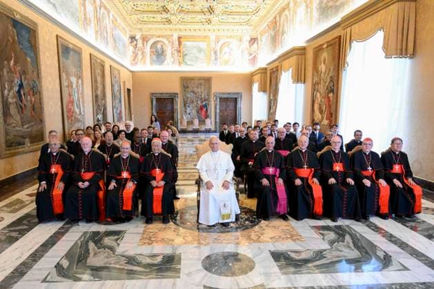 ITALY - POPE LEO XIV RECEIVES IN A PRIVATE AUDIENCE PARTICIPANTS IN THE PLENARY ASSEMBLY OF THE DICASTERY FOR EVANGELIZATION AT THE VATICAN - 2026 5 28 Italy, Rome, Vatican, 2026 5 28. Pope leo XIV receives in a private audience participants in the Plenary Assembly of the Dicastery for Evangelization at the Vatican, EDITORIAL USE ONLY - NO BOOKS Copyright: xVATICANxMEDIAx