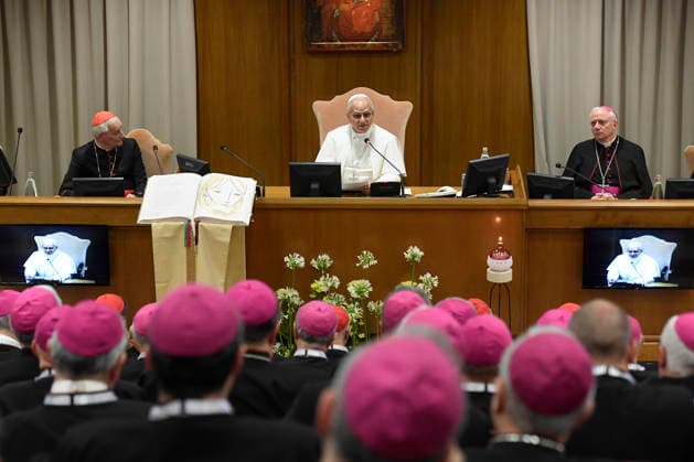 ITALY - POPE LEO XIV MEETS WITH THE BISHOPS OF THE ITALIAN EPISCOPAL CONFERENCE AT THE VATICAN - 2026 5 28 Italy, Rome, Vatican, 2026 5 28. Pope leo XIV meets with the bishops of the Italian Episcopal Conference at the Vatican, EDITORIAL USE ONLY - NO BOOKS Copyright: xVATICANxMEDIAx