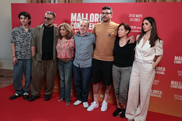 David Ilundain presents Mallorca Confidencial I 3D Lorca Prada, Moreno Borja, Lolita Flores, David Ilundain, Amin Hamada and Elena Furiase pose at the photocall of the film Mallorca Confidencial , at Cines Embajadores Río, on May 28, 2026, in Madrid Spain The film participated in the Official Selection Out of Competition of the 29th edition of the Spanish Film Festival of Malaga and at the BCN Film Fest FAMOUS FILM MOVIE ACTOR ACTRESS José Ramó Madrid Madrid Madrid Spain  Copyright: xJosÃ xRamonxHernandox 7556394