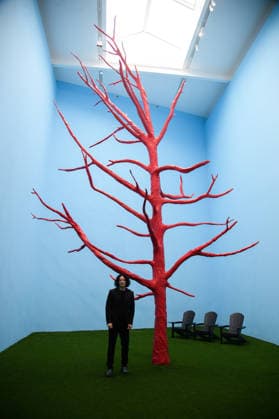 Jack White: These Thoughts May Disappear Exhibition Photocall at Newport Street Gallery, London American artist Jack White poses with his artwork The Red Tree at a photocall for Jack White: These Thoughts May Disappear Exhibition at Newport Street Gallery, London, England, UK on Thursday 28 May, 2026. The exhibition runs from Friday 29th May 2026 to Sunday 13th September 2026, Credit:Justin Ng Avalon UK, England, London, Newport Street Gallery  Copyright: xJustinxNgx xAvalonx 1106235736