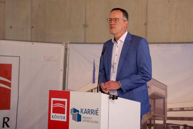 Richtfest des Neubau Zollamt Mainz und Finanzkontrolle Schwarzarbeit (FKS) im Mainzer Stadtteil Hechtsheim, Festredner Michael Ebling Minister für Wirtschaft, Tourismus, Energie und Klima des Landes Rheinland-Pfalz 28.05.26 *** Topping-out ceremony for the new Mainz customs office and FKS financial control unit in the Mainz district of Hechtsheim, keynote speaker Michael Ebling Minister for Economic Affairs, Tourism, Energy and Climate of the State of Rhineland-Palatinate 28 05 26