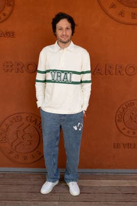 French Open - VIPs Pose At The Village LZ Vianney attends the 2026 French Open at Roland Garros on May 28, 2026 in Paris, France. Photo by Laurent Zabulon ABACAPRESS.COM  Copyright: xZabulonxLaurent ABACAx