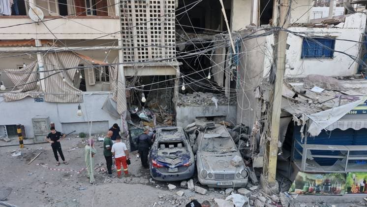 Damage reported after Israeli airstrike in southern Lebanon SAIDA, LEBANON - MAY 28: Residents inspect the damage after an Israeli airstrike targeted a house, causing material damage to the targeted building and nearby structures, in the city of Saida, southern Lebanon, on May 28, 2026. Mohammad Abushama Anadolu Saida Lebanon. Editorial use only. Please get in touch for any other usage.  Copyright: x2026xAnadoluxMohammadxAbushamax