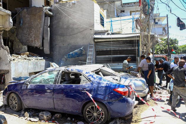 Damage reported after Israeli airstrike in southern Lebanon SAIDA, LEBANON - MAY 28: Residents inspect the damage after an Israeli airstrike targeted a house, causing material damage to the targeted building and nearby structures, in the city of Saida, southern Lebanon, on May 28, 2026. Mohammad Abushama Anadolu Saida Lebanon. Editorial use only. Please get in touch for any other usage.  Copyright: x2026xAnadoluxMohammadxAbushamax