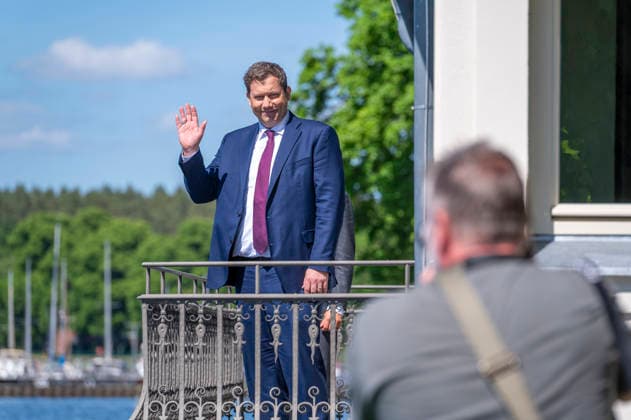 Lars Klingbeil vor dem Treffen der Finanzminister im 6 MS-Format EUR, Deutschland, Berlin, 28.05.2026: Pressestatement und Gespräche in vertrauter Runde des Bundesfinanzminister Lars Klingbeil vor dem Treffen der EU-Finanzminister im 6 MS-Format. Ein Treffen der Finanzminister Deutschlands, Frankreichs, Italiens, der Niederlande, Polens und Spaniens. *** Lars Klingbeil ahead of the meeting of finance ministers in the 6 MS format EUR, Germany, Berlin, 28 05 2026 Press statement and talks in an intimate setting by Federal Minister of Finance Lars Klingbeil ahead of the meeting of EU finance ministers in the 6 MS format A meeting of the finance ministers of Germany, France, Italy, the Netherlands, Poland and Spain