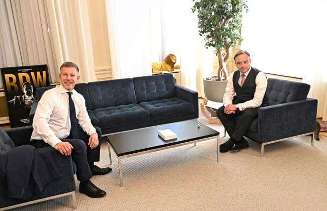 Bart De Wever meets the new hungarian PM Péter Magyar BRUSSELS, BELGIUM - MAY 28 : Bart De Wever meets the new hungarian PM Péter Magyar on May 28, 2026 in Brussels, Belgium, 28 05 2026 Brussels Belgium  Copyright: xDidierxLebrunx