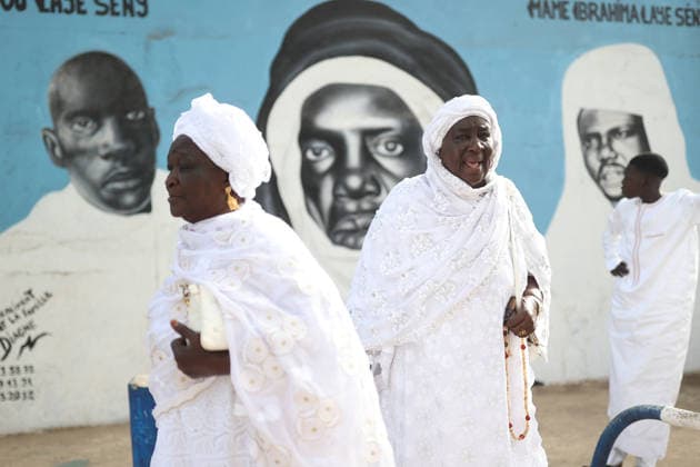 Eid al-Adha prayer on the beach in Dakar DAKAR, SENEGAL - MAY 28: Followers of the Layene order perform the Eid al-Adha prayer dressed in white on the beach in Dakar, Senegal where the first day of Eid al-Adha is being observed today on May 28, 2026. In the Yoff district of the capital Dakar, thousands gathered on the beach around the tomb of Seydina Limamou Laye, the founder of the Layene order, for the Eid prayer. Cem Ozdel Anadolu Dakar Senegal. Editorial use only. Please get in touch for any other usage.  Copyright: x2026xAnadoluxCemxOzdelx
