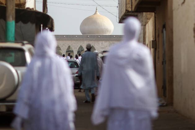 Eid al-Adha prayer on the beach in Dakar DAKAR, SENEGAL - MAY 28: Followers of the Layene order perform the Eid al-Adha prayer dressed in white on the beach in Dakar, Senegal where the first day of Eid al-Adha is being observed today on May 28, 2026. In the Yoff district of the capital Dakar, thousands gathered on the beach around the tomb of Seydina Limamou Laye, the founder of the Layene order, for the Eid prayer. Cem Ozdel Anadolu Dakar Senegal. Editorial use only. Please get in touch for any other usage.  Copyright: x2026xAnadoluxCemxOzdelx