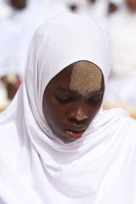 Eid al-Adha prayer on the beach in Dakar DAKAR, SENEGAL - MAY 28: Followers of the Layene order perform the Eid al-Adha prayer dressed in white on the beach in Dakar, Senegal where the first day of Eid al-Adha is being observed today on May 28, 2026. In the Yoff district of the capital Dakar, thousands gathered on the beach around the tomb of Seydina Limamou Laye, the founder of the Layene order, for the Eid prayer. Cem Ozdel Anadolu Dakar Senegal. Editorial use only. Please get in touch for any other usage.  Copyright: x2026xAnadoluxCemxOzdelx