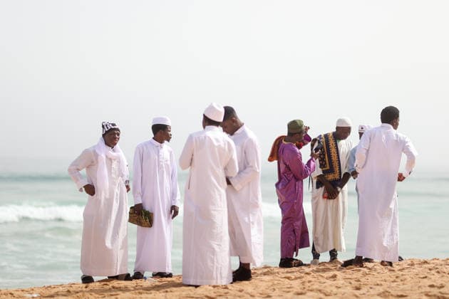 Eid al-Adha prayer on the beach in Dakar DAKAR, SENEGAL - MAY 28: Followers of the Layene order perform the Eid al-Adha prayer dressed in white on the beach in Dakar, Senegal where the first day of Eid al-Adha is being observed today on May 28, 2026. In the Yoff district of the capital Dakar, thousands gathered on the beach around the tomb of Seydina Limamou Laye, the founder of the Layene order, for the Eid prayer. Cem Ozdel Anadolu Dakar Senegal. Editorial use only. Please get in touch for any other usage.  Copyright: x2026xAnadoluxCemxOzdelx