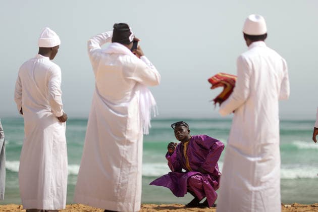 Eid al-Adha prayer on the beach in Dakar DAKAR, SENEGAL - MAY 28: Followers of the Layene order perform the Eid al-Adha prayer dressed in white on the beach in Dakar, Senegal where the first day of Eid al-Adha is being observed today on May 28, 2026. In the Yoff district of the capital Dakar, thousands gathered on the beach around the tomb of Seydina Limamou Laye, the founder of the Layene order, for the Eid prayer. Cem Ozdel Anadolu Dakar Senegal. Editorial use only. Please get in touch for any other usage.  Copyright: x2026xAnadoluxCemxOzdelx