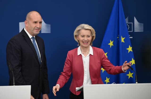 European Commission President Von der Leyen meets Bulgarian Prime Minister Zhelyazkov in Brussels BRUSSELS, BELGIUM - MAY 28: President of the European Commission Ursula von der Leyen (R) meets with Bulgarian Prime Minister Rossen Zhelyazkov (L) and delivers a joint press statement following their meeting, in Brussels, Belgium, on May 28, 2026. Dursun Aydemir Anadolu Brussels Belgium. Editorial use only. Please get in touch for any other usage.  Copyright: x2026xAnadoluxDursunxAydemirx