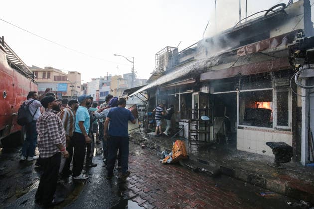 Firefightig opertaion underway as a massive fire engulfs the Rambagh market Amritsar, May 28 (ANI): Firefightig opertaion underway as a massive fire engulfs the Rambagh market, in Amritsar on Thursday. One man died. Amritsar Punjab India Copyright: xANIx ANI_20260528504