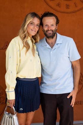 Guest au village lors des Internationaux de France de Tennis de Roland Garros 2026 Paris, le 28 mai 2026 Jacovides Moreau Bestimage Celebrities in the village during the French Open Tennis Championships at Roland Garros 2026 Paris, on May 28th, 2026 Paris France  Copyright: xJACOVIDES-MOREAUx xBESTIMAGExJACOVIDES-MOREAUx xBESTIMAGEx