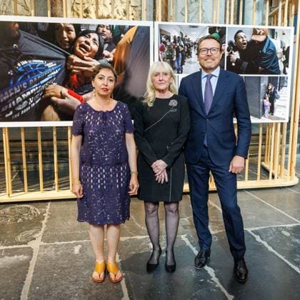 The Netherlands, 2026-05-28 17:58:35 NLD Amsterdam 20260528 - Prince Constantijn presents World Press Photo 2026 awards. In the photo: Joumana El Zein Khouiry, winner Carol Guzy and Prince Constantijn of Orange-Nassau of Amsberg.  Copyright: xx x