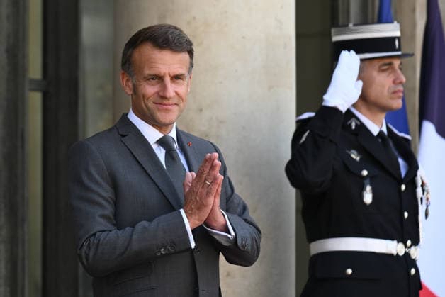 Mr Prabowo Subianto et Didit Hediprasetyo à lElysée, le 28 Mai 2026 Julien Mattia Le Pictorium Le Pictorium MAXPPP Paris 28 05 2026 Le President de la Republique, Emmanuel Macron et sa femme Brigitte Macron recevait le President de la Republique dIndonésie, Mr Prabowo Subianto et son fils Didit Hediprasetyo à lElysée, le 28 Mai 2026 Restrictions de diffusion No Frontieres Media, Valeurs Actuelles out, no jdd, jdd out, RUSSIA OUT, NO RUSSIA norussia 28 05 2026 France Ile de France Paris Julien Mattia Le Pictorium The President of the Republic, Emmanuel Macron, and his wife Brigitte Macron welcomed the President of the Republic of Indonesia, Mr Prabowo Subianto, and his son Didit Hediprasetyo to the Élysée Palace on 28 May 2026 28 05 2026 Fr  Copyright: xLexPictorium MAXPPPxJulienxMattiax xLexPictoriumx PTR202605287649 PTR202605287649