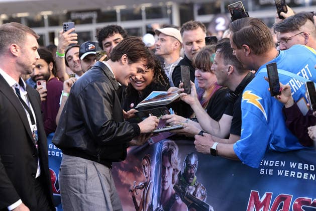 Nicholas Galitzine bei der Masters Of The Universe Film Premiere im UCI Luxe am 28.05.2026 in Berlin Nicholas Galitzine attends the German Premiere of Masters Of The Universe at UCI Luxe on May 28, 2026 in Berlin, Germany Masters Of The Universe Premiere in Berlin *** Nicholas Galitzine at the Masters Of The Universe Film Premiere at UCI Luxe on May 28, 2026 in Berlin Nicholas Galitzine attends the German Premiere of Masters Of The Universe at UCI Luxe on May 28, 2026 in Berlin, Germany Masters Of The Universe Premiere in Berlin 