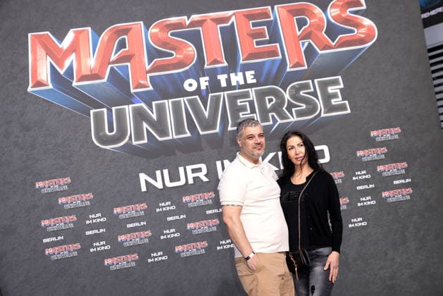 Imad Mardnli und Samia Mardnli bei der Masters Of The Universe Film Premiere im UCI Luxe am 28.05.2026 in Berlin Imad Mardnli and Samia Mardnli attend the German Premiere of Masters Of The Universe at UCI Luxe on May 28, 2026 in Berlin, Germany Masters Of The Universe Premiere in Berlin *** Imad Mardnli and Samia Mardnli at the Masters Of The Universe Film Premiere at UCI Luxe on May 28, 2026 in Berlin Imad Mardnli and Samia Mardnli attend the German Premiere of Masters Of The Universe at UCI Luxe on May 28, 2026 in Berlin, Germany Masters Of The Universe Premiere in Berlin 