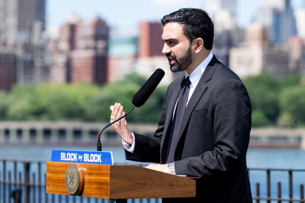 May 28, 2026, Queens, New York, United States: New York City Mayor ZOHRAN MAMDANI (D) speaking at a press conference about housing in Whitey Ford Field in Queens, New York. Queens United States  - ZUMAb161 20260528_aap_b161_013 Copyright: xMichaelxBrochsteinx