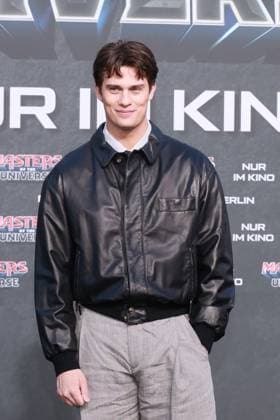 28.05.2026, Nicholas Galitzine zur Deutschlandpremiere von Masters of the Universe, Uber Platz, Berlin, Berlin Berlin *** 28 05 2026, Nicholas Galitzine for the German premiere of Masters of the Universe, Uber Platz, Berlin, Berlin Berlin
