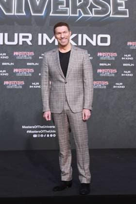 28.05.2026, Travis Knight zur Deutschlandpremiere von Masters of the Universe, Uber Platz, Berlin, Berlin Berlin *** 28 05 2026, Travis Knight at the German premiere of Masters of the Universe, Uber Platz, Berlin, Berlin Berlin