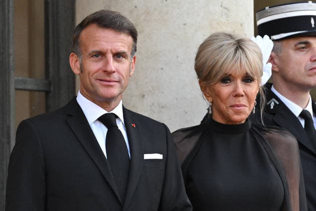 Emmanuel and Brigitte Macron welcome Prabowo Subianto for a state dinner at the Elysee FA French President Emmanuel Macron and French First Lady Brigitte Macron arrive to welcome President of the Republic of Indonesia Prabowo Subianto for a state dinner as part of Indonesia s President s visit at The Elysee Presidential Palace in Paris on May 28, 2026. Photo by Firas Abdullah ABACAPRESS.COM Paris Ile-de-France France  Copyright: xAbdullahxFiras ABACAx