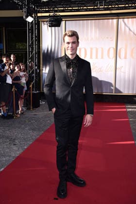 Tony Eberhardt (@tonyeberhardt) attends the red carpet event for the finale of the 21st season of Germany s Next Topmodel on May 28, 2026 at the Zoo Palast in Berlin, Germany Red carpet event for the finale of the 21st season of Germany s Next Topmodel in Berlin, Germany *** Tony Eberhardt @tonyeberhardt attends the red carpet event for the finale of the 21st season of Germany s Next Topmodel on May 28, 2026 at the Zoo Palast in Berlin, Germany Red carpet event for the finale of the 21st season of Germany s Next Topmodel in Berlin, Germany