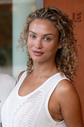 French Open - VIPs Pose At The Village LZ Rose Bertram attends the 2026 French Open at Roland Garros on May 28, 2026 in Paris, France. Photo by Laurent Zabulon ABACAPRESS.COM  Copyright: xZabulonxLaurent ABACAx