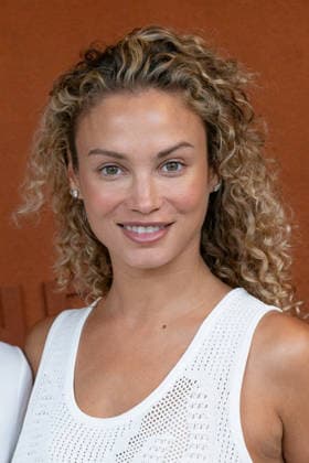 French Open - VIPs Pose At The Village LZ Rose Bertram attends the 2026 French Open at Roland Garros on May 28, 2026 in Paris, France. Photo by Laurent Zabulon ABACAPRESS.COM  Copyright: xZabulonxLaurent ABACAx
