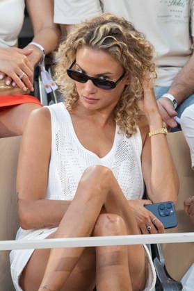 Celebs in the tribunes at Roland Garros 2026 - Paris Rose Bertram attends the 5rd day of the Roland-Garros 2026 at Roland Garros on May 28, 2026 in Paris, France. Photo by Laurent Zabulon ABACAPRESS.COM  Copyright: xZabulonxLaurent ABACAx