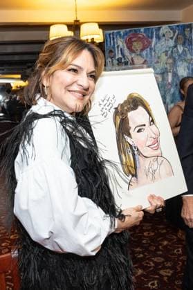 May 28, 2026, Bronx, New York, USA: Shoshana Bean poses as she is honored with a portrait at Sardi s in New York, NY on May 28, 2026. Bronx USA - ZUMAr339 20260528_znp_r339_026 Copyright: xLevxRadinx