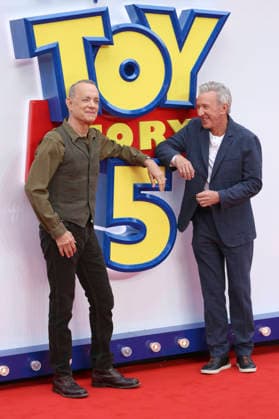 Tom Hanks und Tim Allen beim UK Launch Event des Animationsfilms Toy Story 5 im Odeon Luxe Leicester Square. London, 28.05.2026 *** Tom Hanks and Tim Allen at the UK launch event for the animated film Toy Story 5 at the Odeon Luxe Leicester Square London, 28 05 2026 Foto:xD.xJonesx xFuturexImagex toy_story_6532